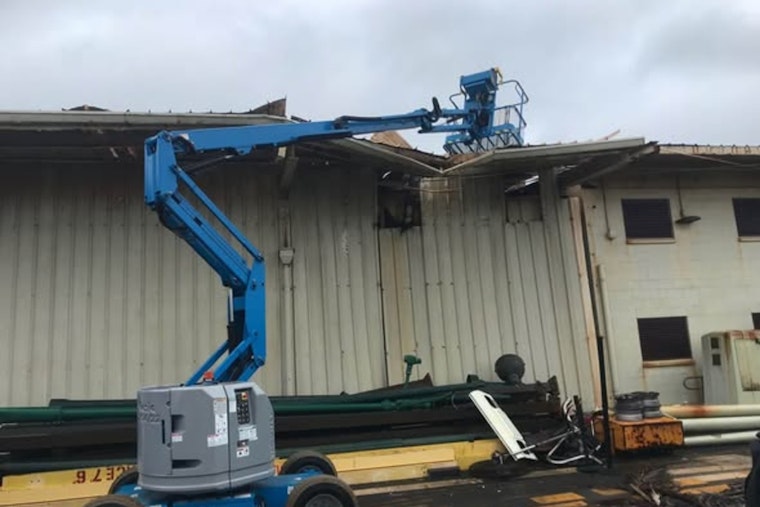Hurricane Lowell Shuts Down West Maui Schools, Floods Kīhei Roads With Debris