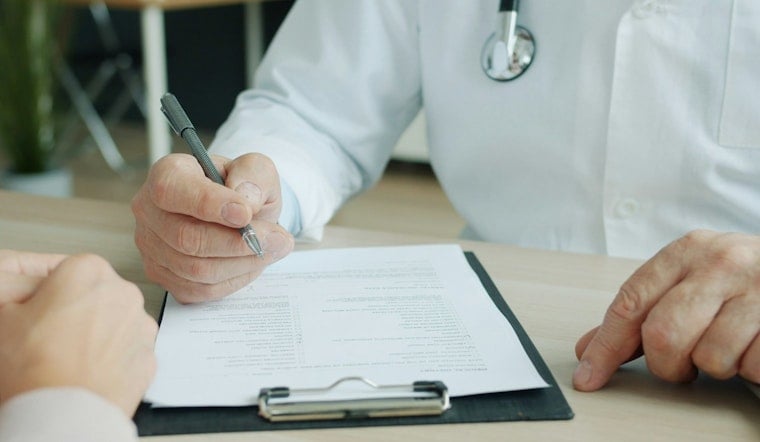 Illinois Now Forces Doctors To Disclose Abuse Probes To Parents