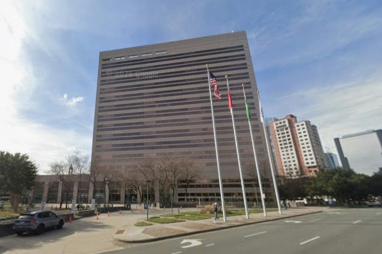 Immigrants Fueled 43% of Mecklenburg County's Growth, New Report Finds