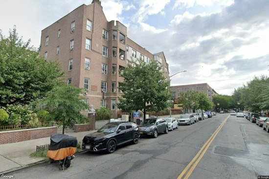Inwood Robbery Suspects Shot Man in Leg, Ripped Chain Off His Neck