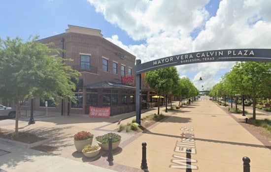Iron Chef Champ Brings Tableside Lava-Rock Steaks to Old Town Burleson