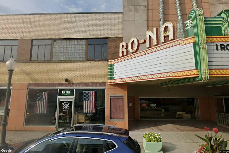 Ironton's Ro-Na Theatre Screens First Film in Over 50 Years After 18-Year Revival
