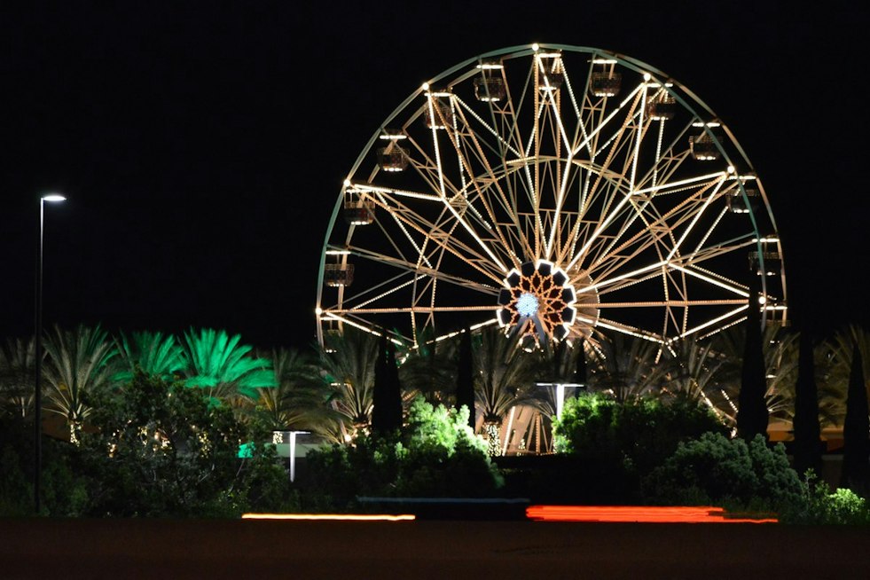 Irvine Spectrum's New SunWheel Towers 132 Feet Over the Old Ride's Ashes
