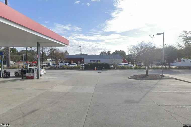 Jacksonville Roasts in 90-Degree Heat as St. Johns River Flooding Lingers