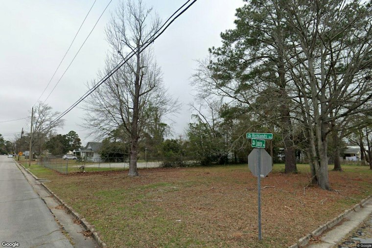 Jacksonville Woman Accused of Cutting Man's Arm With Butcher Knife in Front of Child