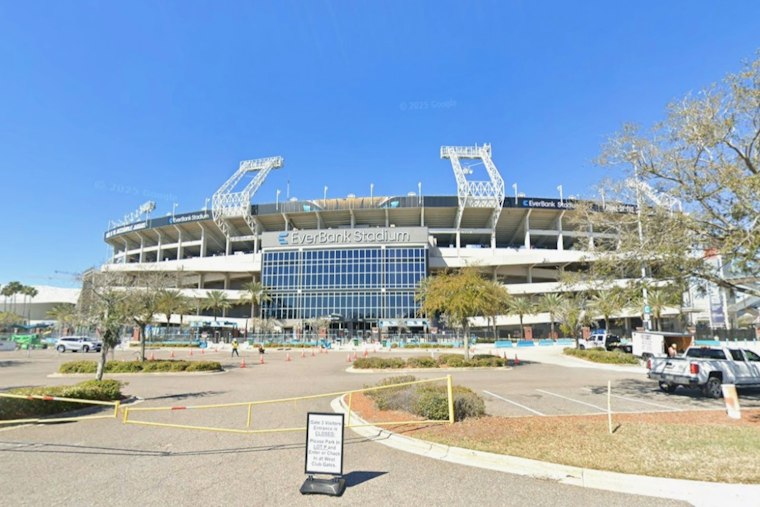 Jaguars Deploy Drone-Killing Tech at EverBank Stadium as NFL Airspace Fears Grow