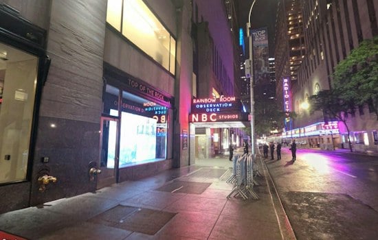 Jalen Brunson Brings Knicks Squad To SNL Stage, Jokes About Finals Miss