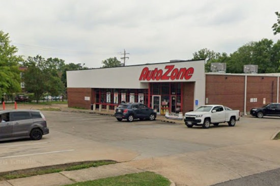 Jefferson City Driver Refuses Sobriety Test After Truck Smashes Into AutoZone