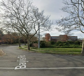 Jericho Firm Eyes Vacant Henry Schein Offices for Melville Housing Push