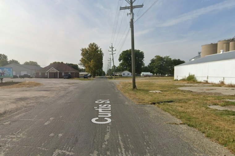Jerseyville Car Riddled With Bullets, Two Suspects Caught Within an Hour