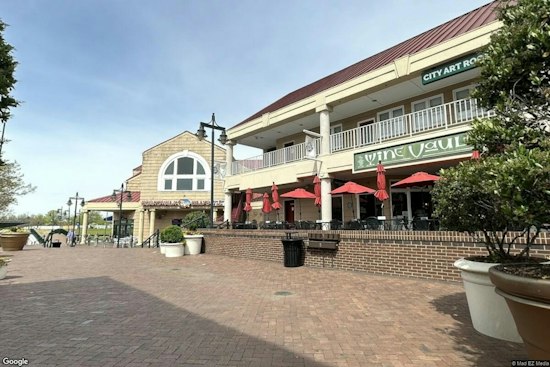 Juicy Dumpling Opens at University City’s Boardwalk