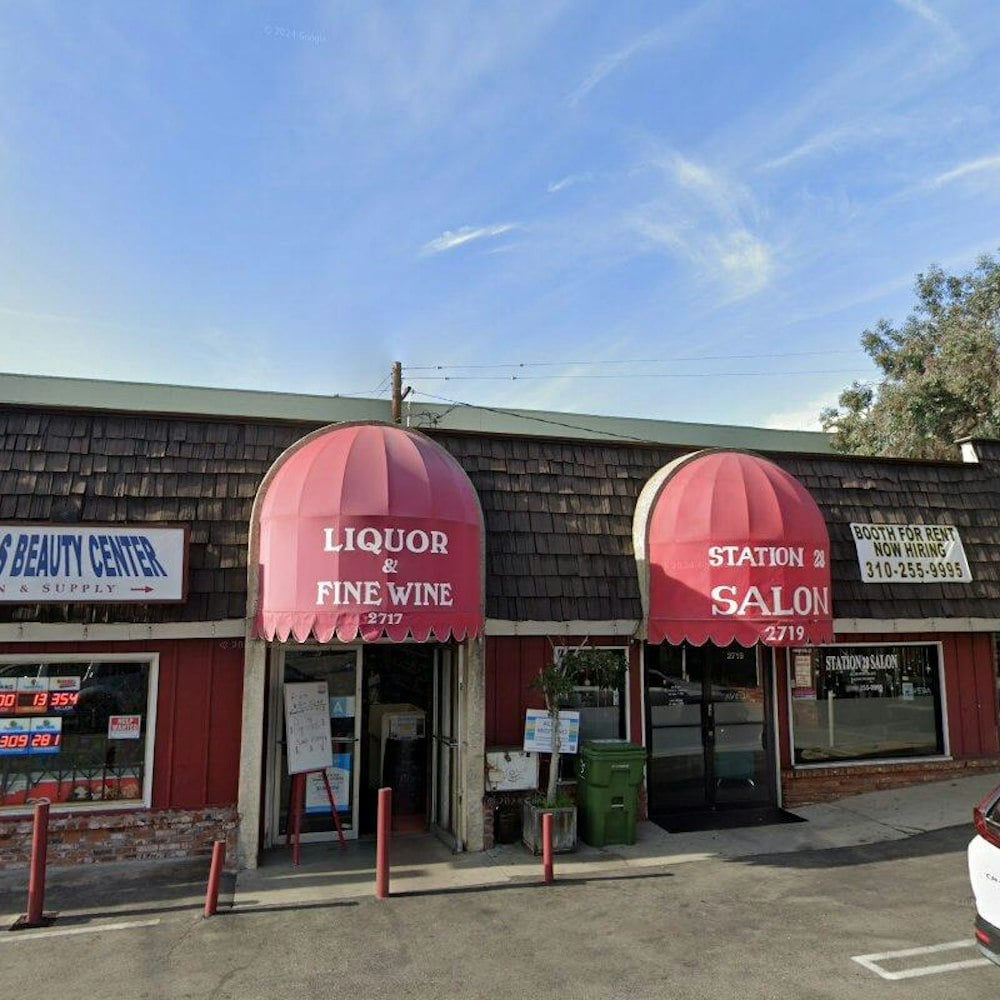 Juicy Ladies Reopens on Ocean Park Blvd, Eyes Eventual Return to Fire-Hit Palisades