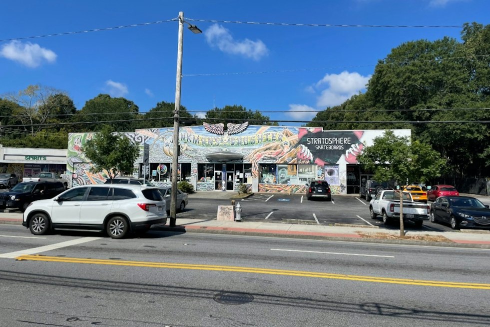Junkman's Daughter's UFO Awning Comes Down for Wild New L5P Mural