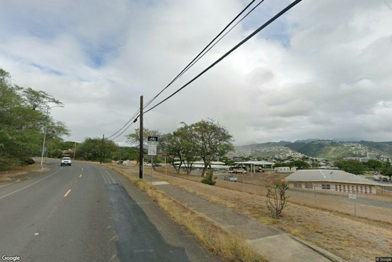 Kahala Mall Parking Dispute Turns Physical Over Stall