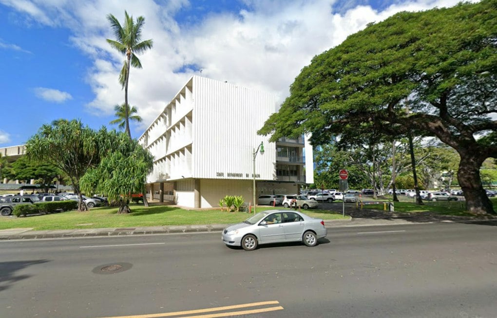 Kalaupapa's Last Patients Evacuated as Molokai Water System Fails