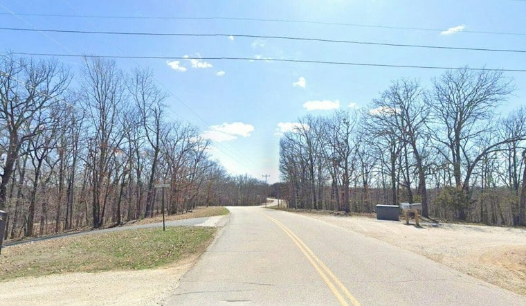Kansas City Man Seriously Hurt After Motorcycle Crosses Line in Camden County
