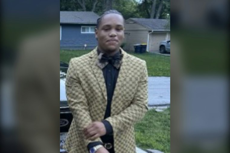 Kansas City Police Search for Missing 17-Year-Old Gone Over a Week From Northland