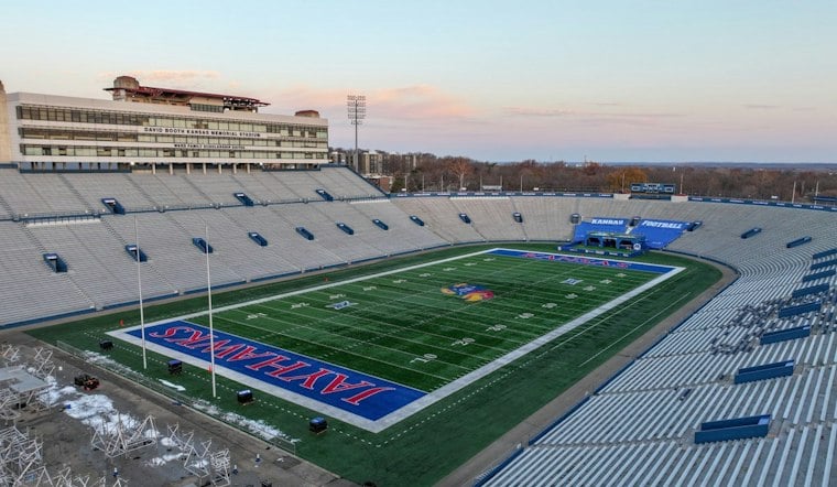 Kansas Legend Tony Sands Saves Choking Fan Before Missouri Rivalry Kickoff