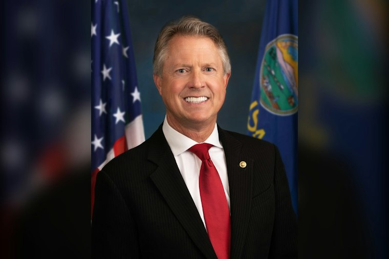 Kansas Sen. Marshall Calls Cabin Home, But Paper Trail Points to Florida