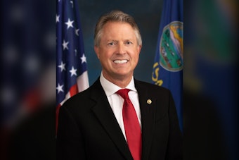 Kansas Sen. Marshall Calls Cabin Home, But Paper Trail Points to Florida