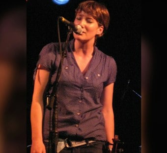 Kathleen Edwards Returns to Evanston Folk Festival Stage With Musical Heroes