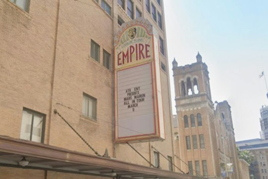 Kathleen Madigan Brings Nearly 40 Years of Jokes to San Antonio's Empire Theatre