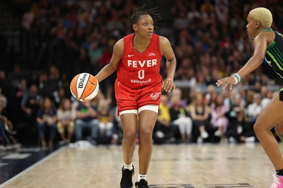 Kelsey Mitchell’s 33 points lift Fever past Toronto as season scoring mark falls