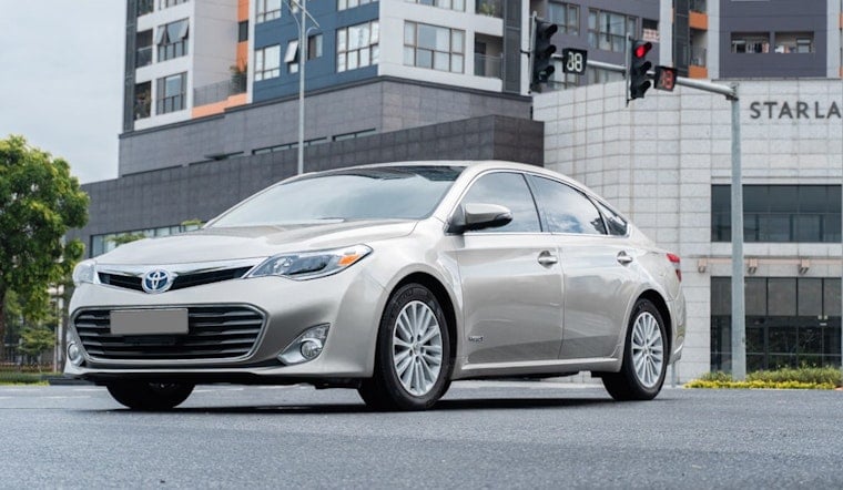 Kentucky-Built Camry Hybrids Recalled Over Dashboard That Can Go Dark