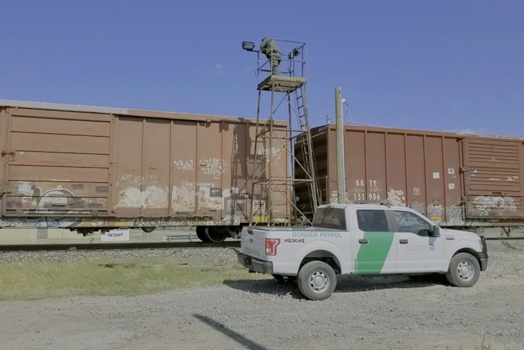 Knippa Rail Car Traps Three Migrants in Pickup Beds, Second Rescue in Two Weeks