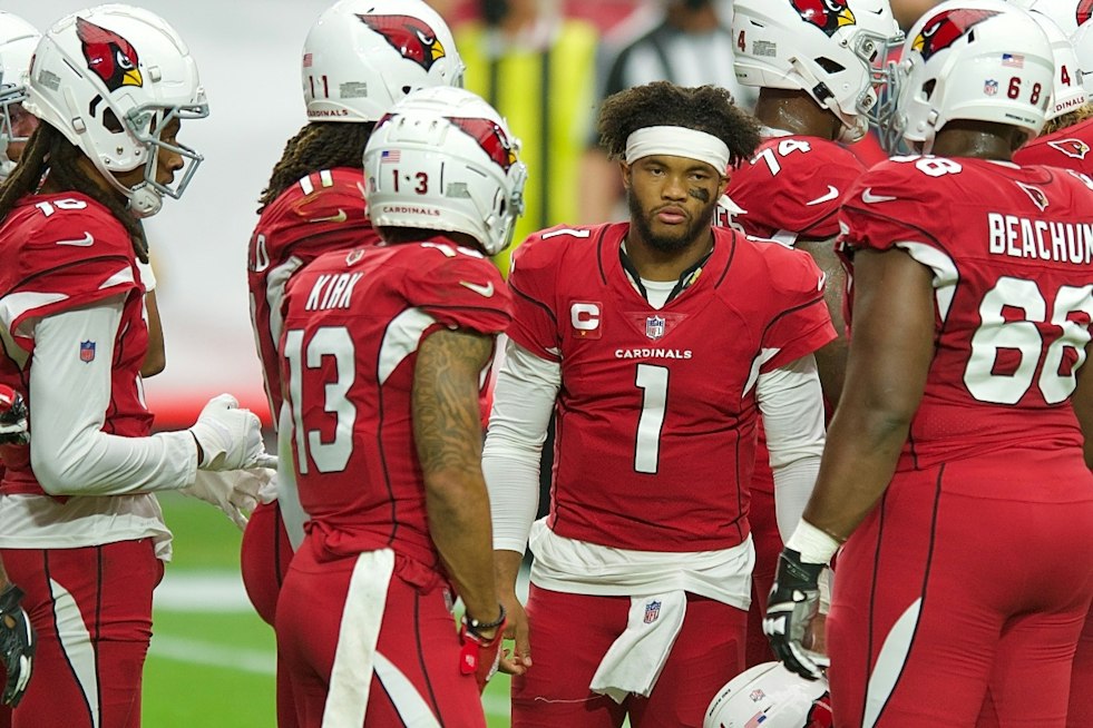Kyler Murray's Vikings Debut Ends Early With Concussion on Scary Hit