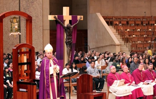 LA Cathedral Ties Ribbons of Prayer to Immigrants Ahead of Sunday Mass
