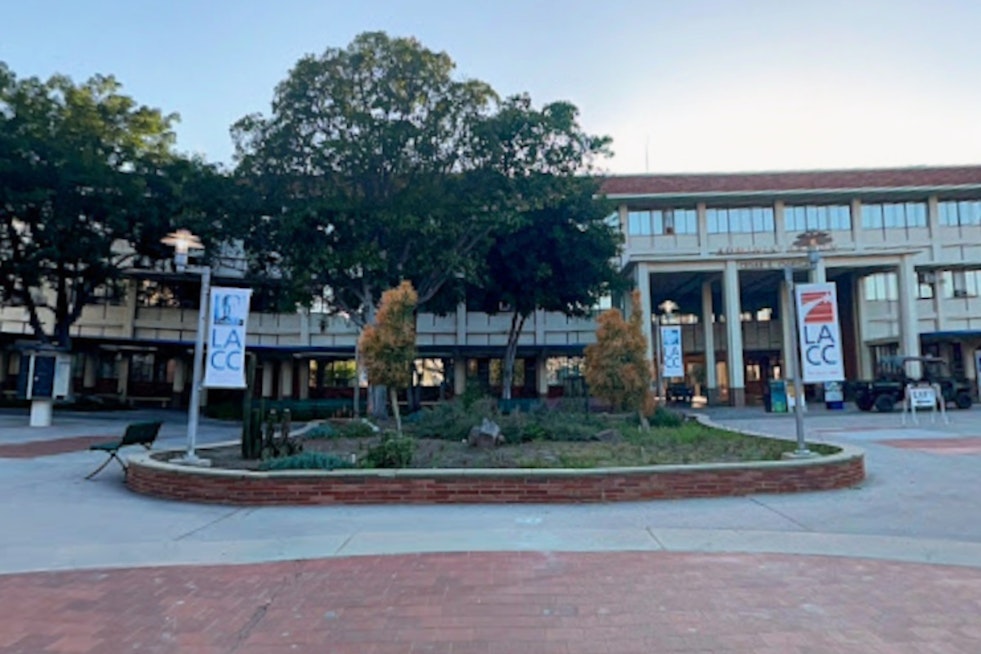 L.A. Community College District Scraps Dorm Bid Over Donor-Ethics Allegations