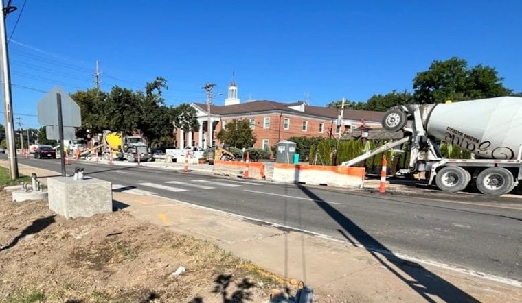 Ladue Installs Pedestrian Beacon Outside Sportsman's Park on Clayton Road