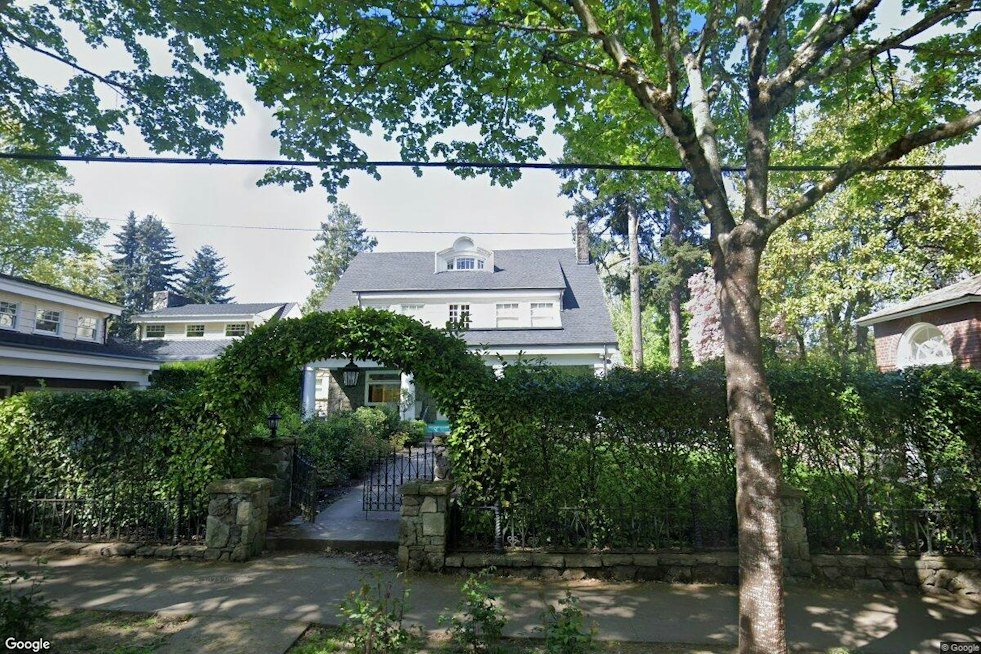 Lake Oswego Bungalow Rescued From Bulldozers Fetches $1.47M
