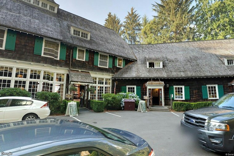 Lake Quinault Lodge Marks 100 Years With Free Salmon Bake, Canoe Races