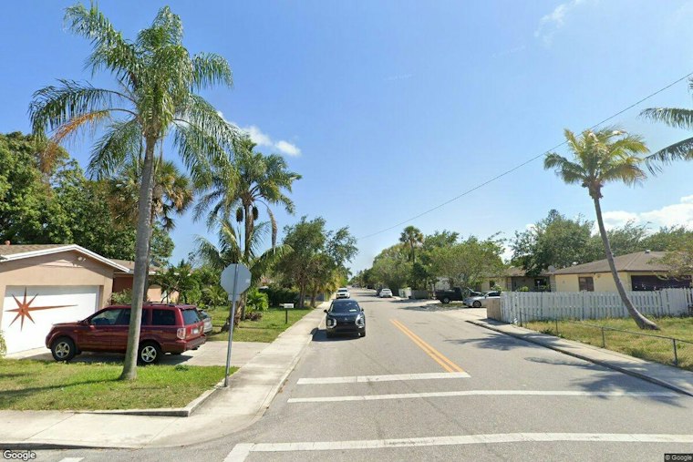 Lake Worth Beach Man Chews Cocaine, Hurls Bloody Needle at Nurse, Deputies Say