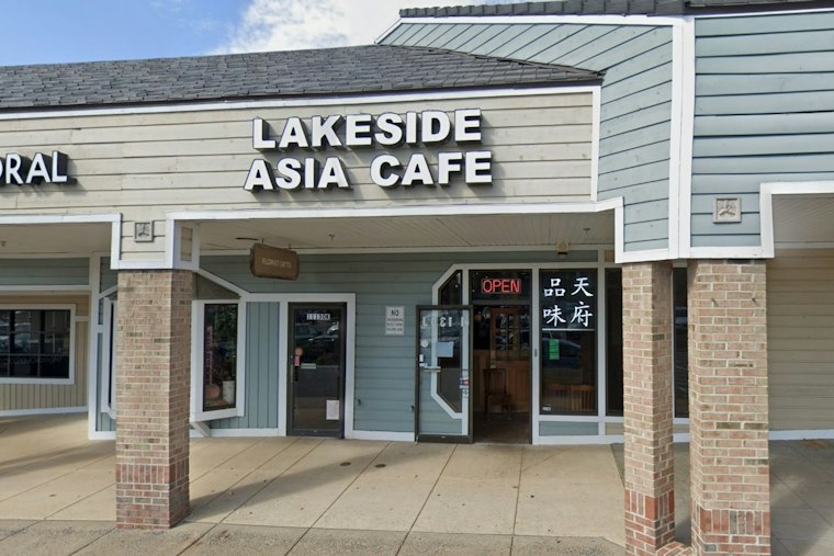 Lakeside Asia Cafe in Reston Serves Its Last Meal After 13 Years