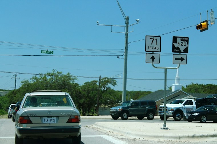 Lakeway Fights TxDOT Plan That Stops RM 620 Widening at Lake Travis High