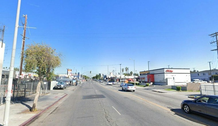 LAPD Cruiser Slams Into SUV, Sedan on Avalon Boulevard, Four Hurt
