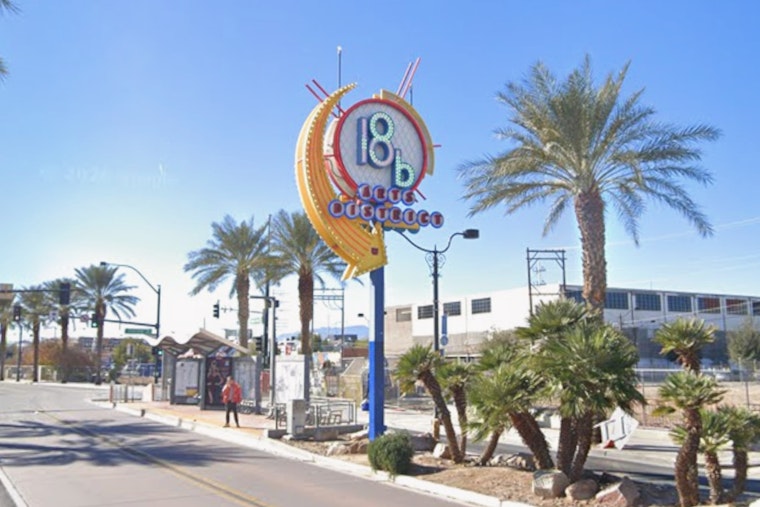 Las Vegas Arts District's First Friday Goes ‘Revitalize’ With 100 Artists, Free Shuttle