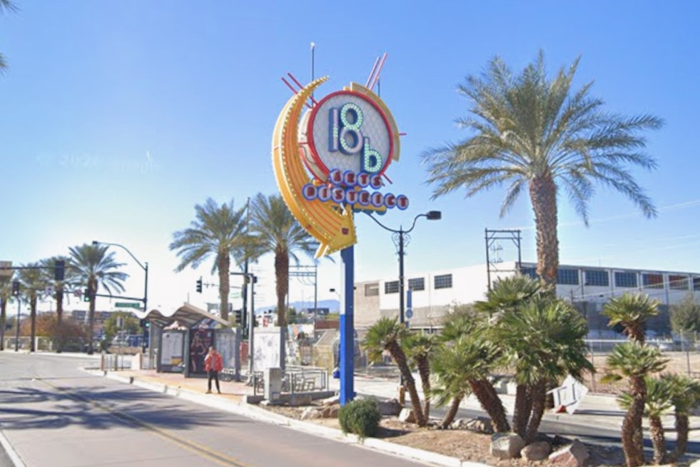 Las Vegas Arts District's First Friday Goes ‘Revitalize’ With 100 Artists, Free Shuttle