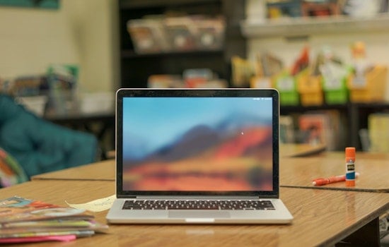 LAUSD Forms New AI Committee as Parents Demand Full Classroom Ban