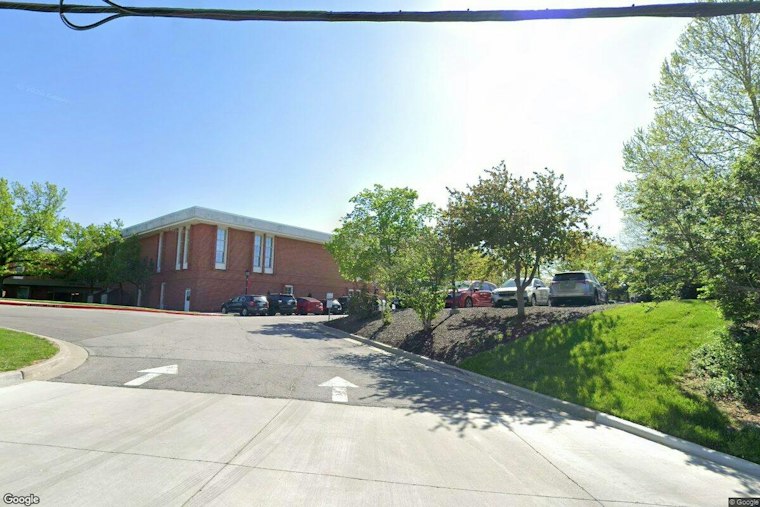 Lawsuit Says Pembroke Hill Ignored Warnings Before Teacher Abused Girl, 9