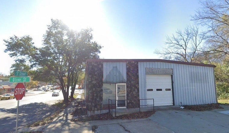 Leavenworth Movers Vanish Warehouse Load As Fraud Case Crosses Into Missouri