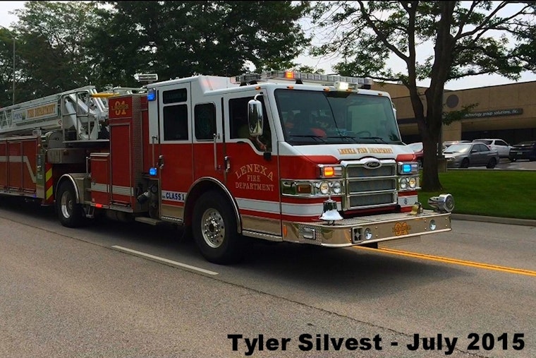 Lenexa Apartment Fire Displaces Nine, Firefighters Pull Five From Building
