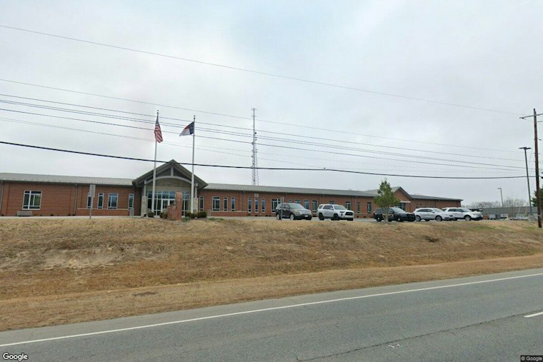 Lexington Mom Charged After 5-Year-Old Left in Hot Car for 38 Minutes at Food Lion