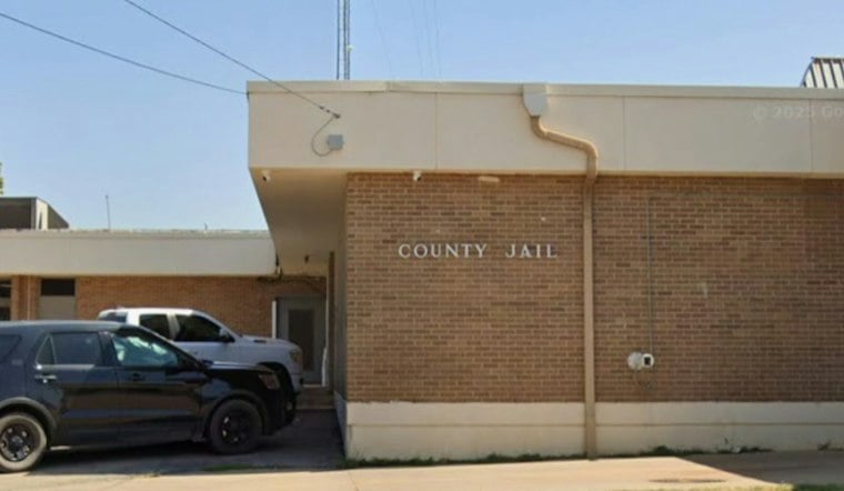 Lincoln County Jail Lawsuit Raises Questions About Seizure Medication and Medical Oversight