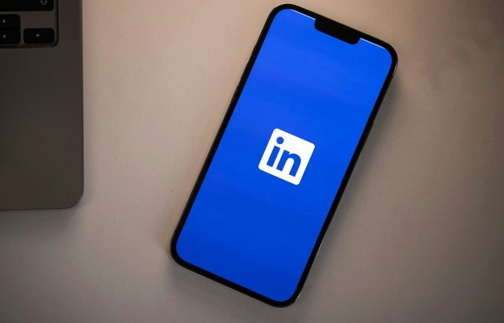 LinkedIn Hit With New Antitrust Suit Over Sales Navigator's 10-License Rule