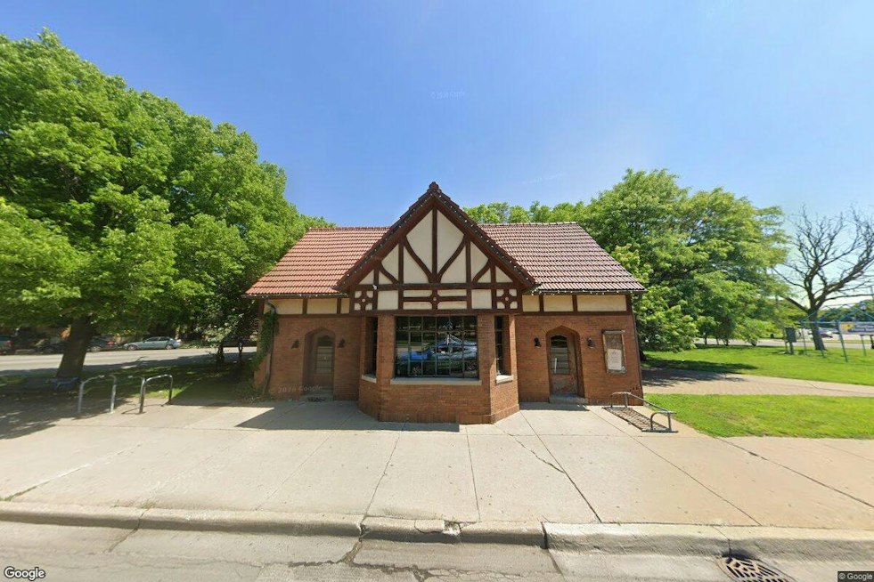 Logan Square Comfort Station Renovation Moves Tents, Not People, With Little Conflict
