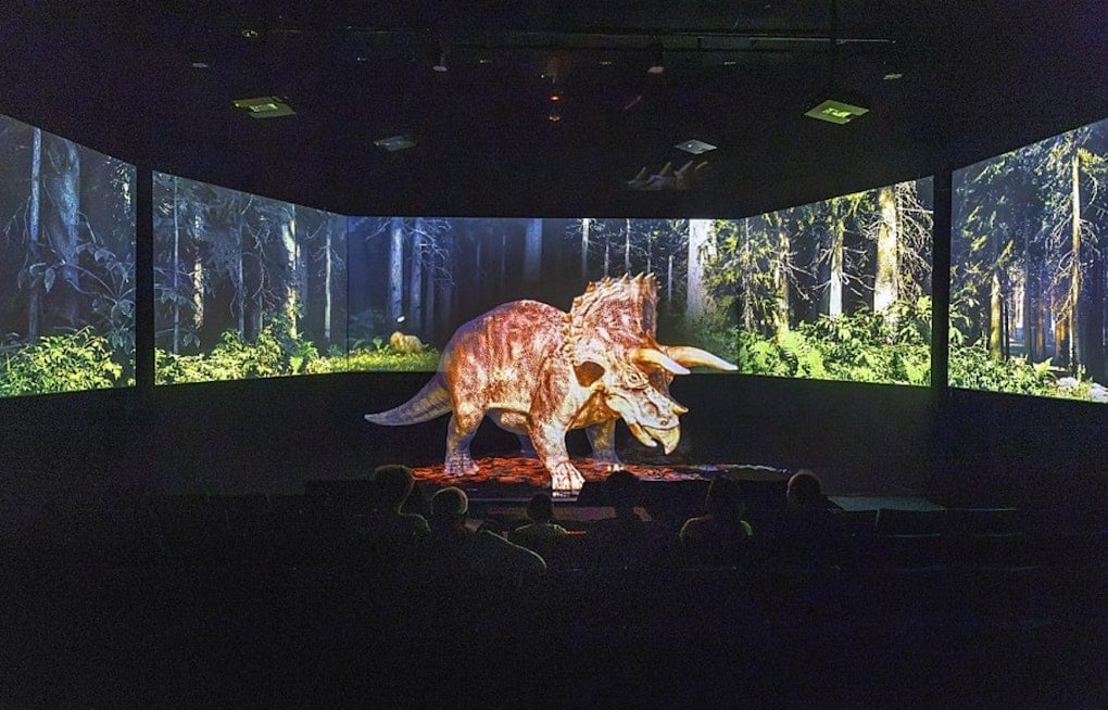 Long Beach Aquarium Debuts West Coast's First HoloTheater With Life-Size Dinosaurs